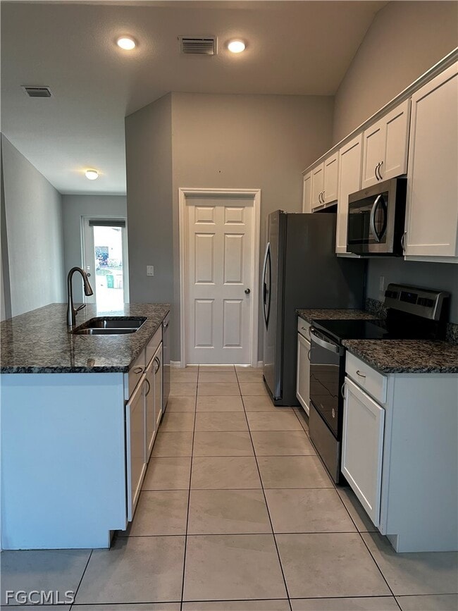 Building Photo - 1011 NW 22nd Terrace