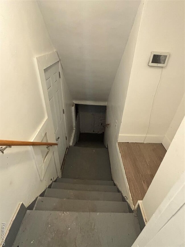 Building Photo - 3008 Cortland St