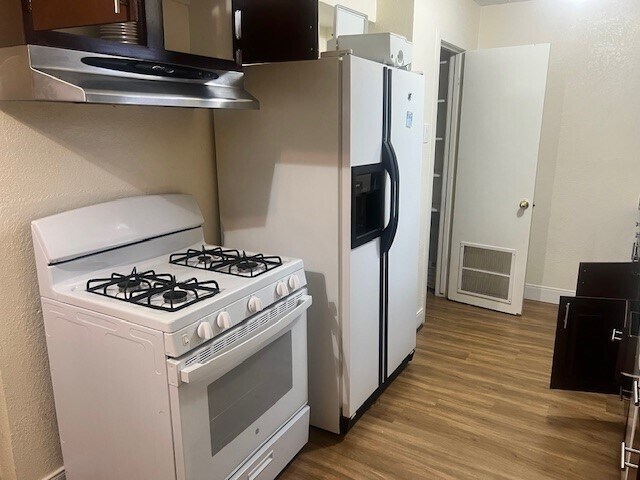 Building Photo - 4324 Goulburn Dr