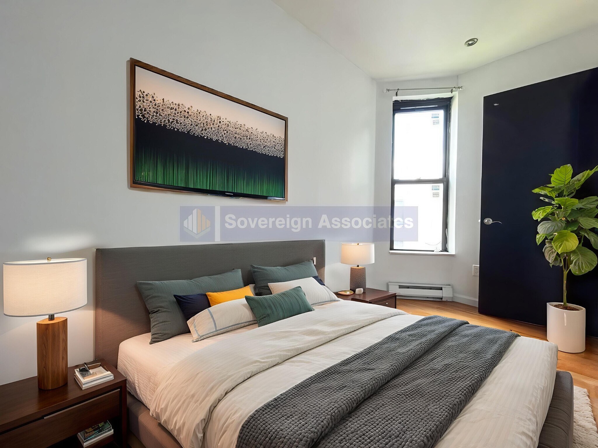 Building Photo - 109 W 105th St