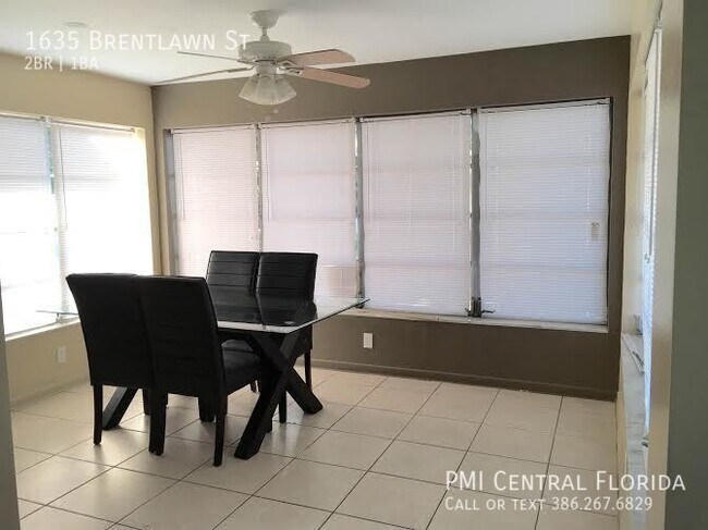 Building Photo - Deltona Bungalow