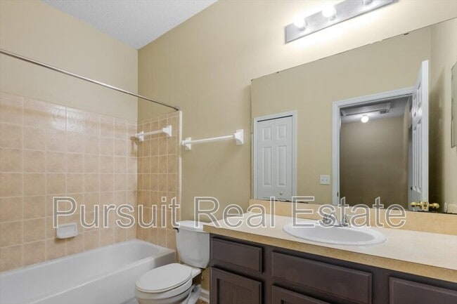 Building Photo - 8618 Ribbon Falls Ln