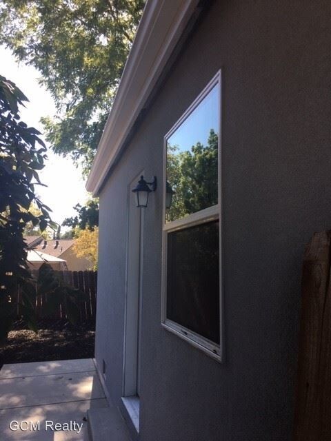 Building Photo - 2659 Garden Ave