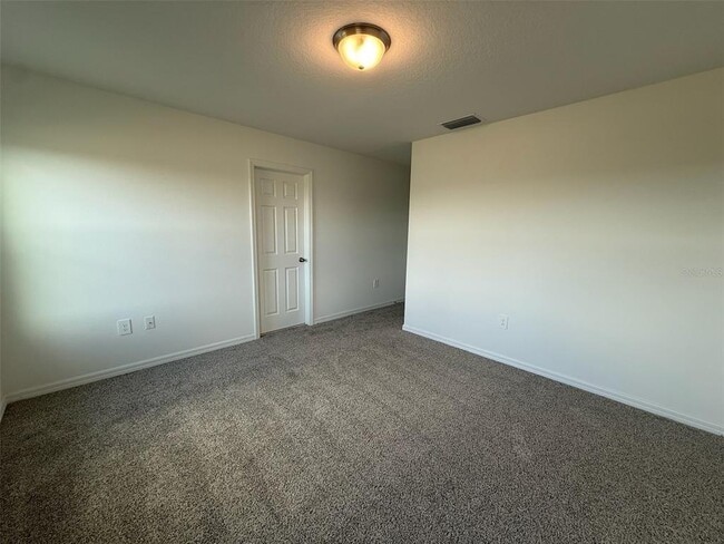 Building Photo - 16386 Bird of Paradise Ave