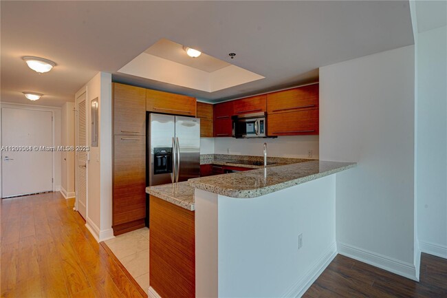 Building Photo - 2641 N Flamingo Rd