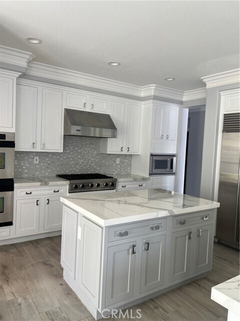 Building Photo - 631 Ridgeview Ct