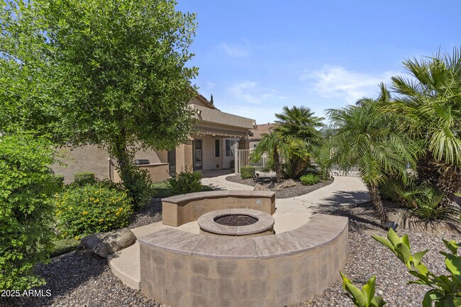 Building Photo - 9733 W Hedge Hog Pl