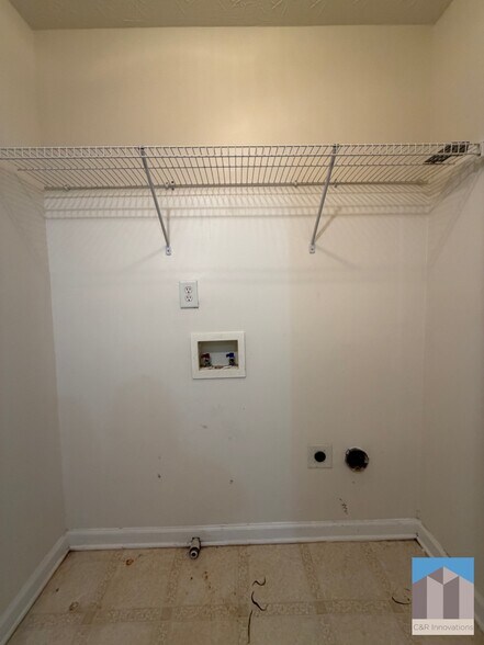 Building Photo - 644 Kenridge Dr