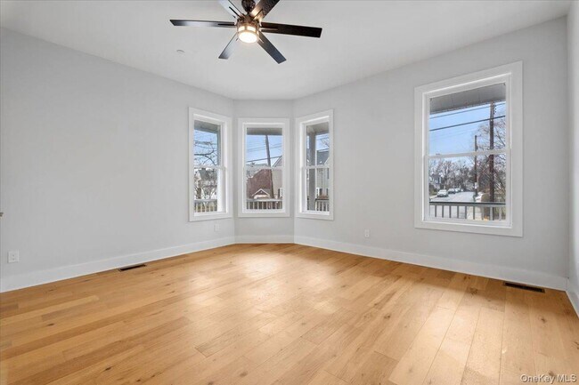 Building Photo - 56 Wildey St