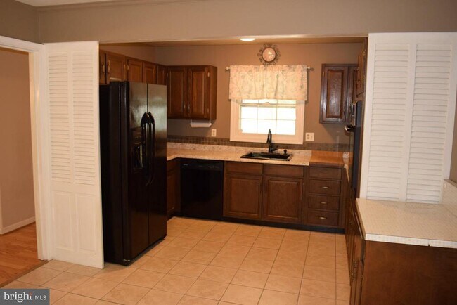Building Photo - 4405 Manor Hall Ln