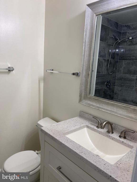 Building Photo - 8049 St Annes Ct