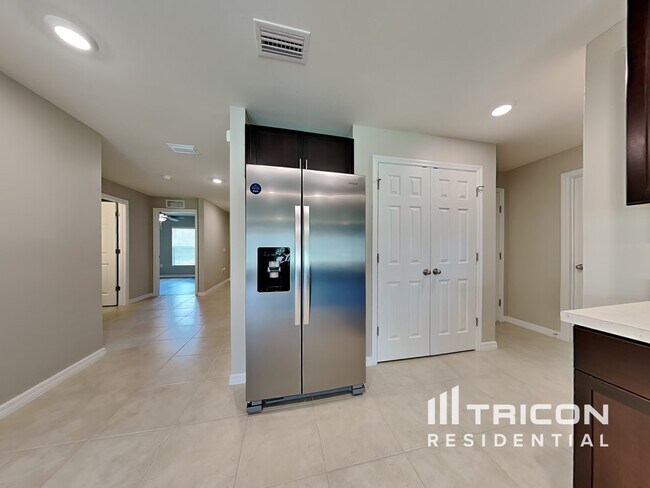 Building Photo - 1509 Orlando Blvd