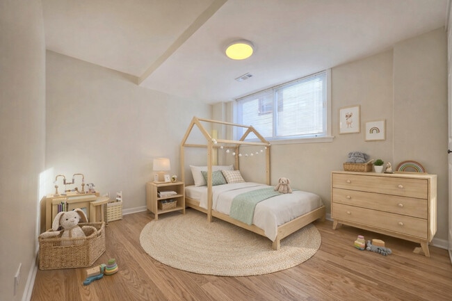 Building Photo - 4122 N Kolmar Ave