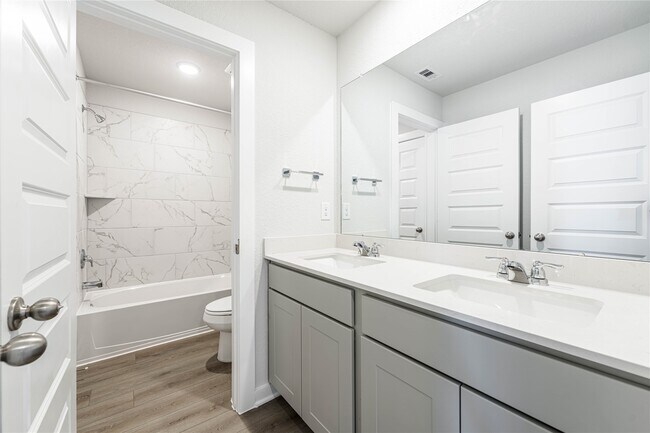 Building Photo - 8595 Blueberry Ash St