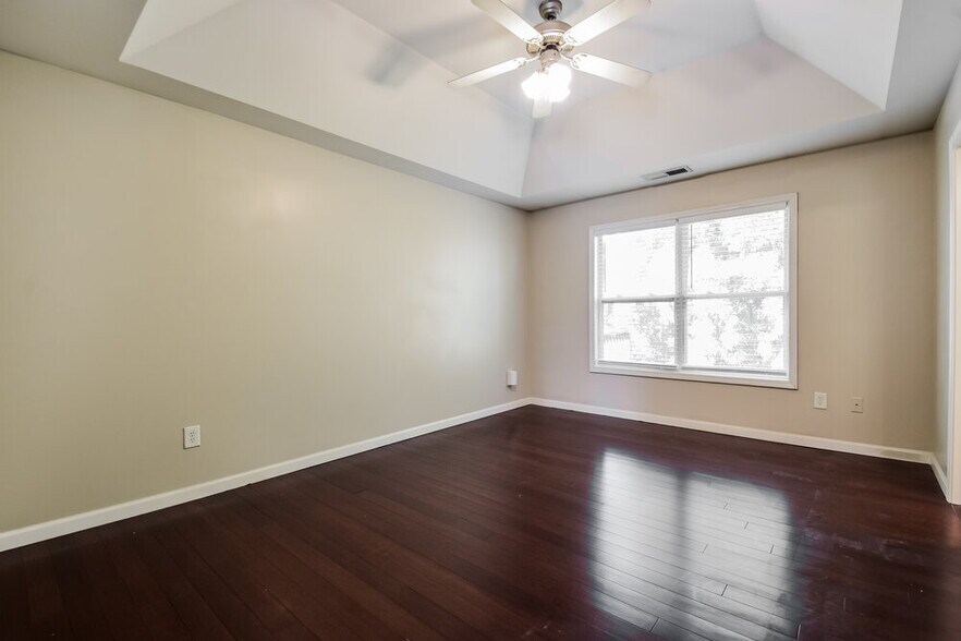 Building Photo - 308 Trailside Dr