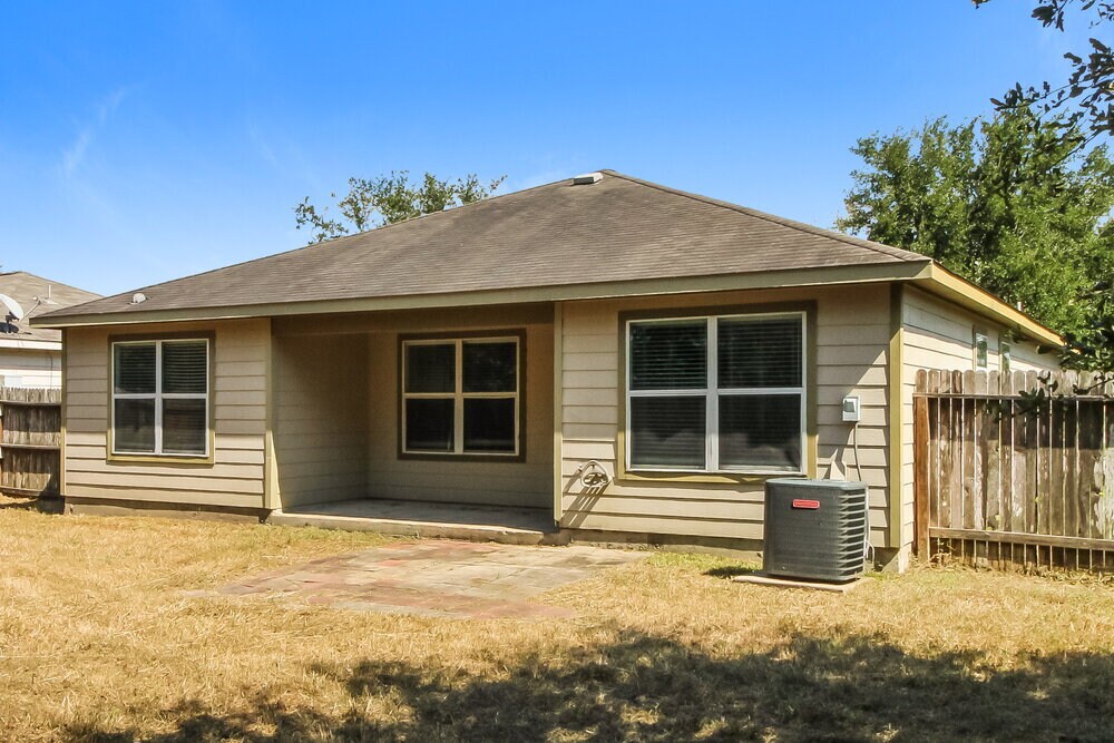 Building Photo - 3822 Enclave Mist Ln