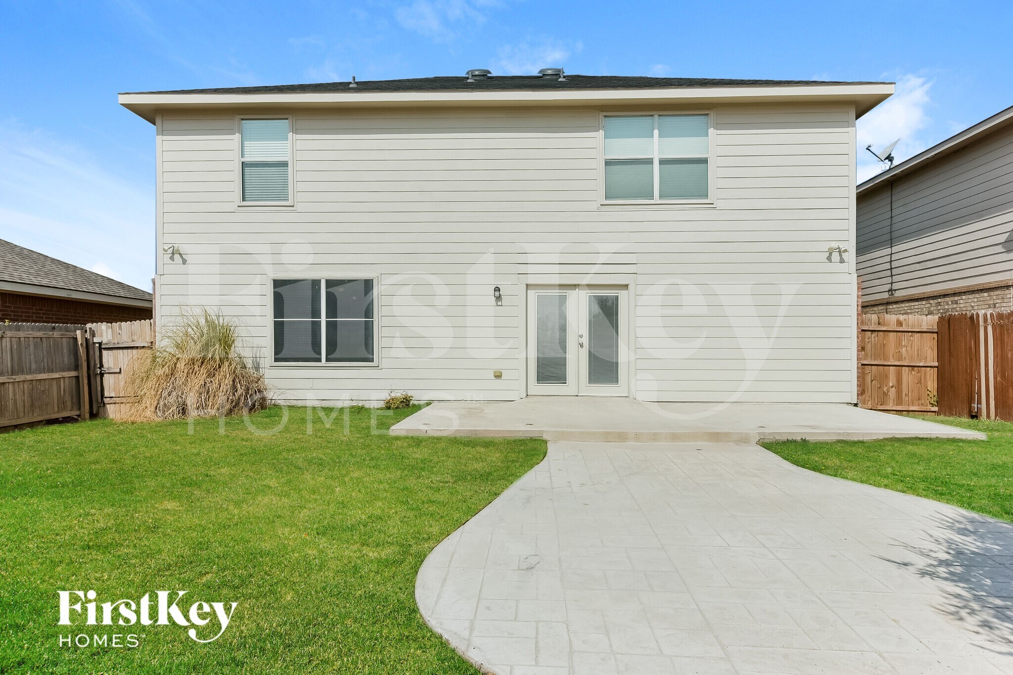 Building Photo - 636 Chickadee Dr