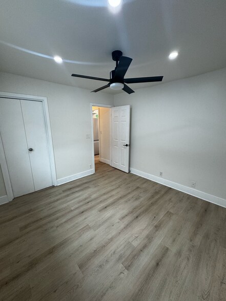 Building Photo - 4110 E Wilton St