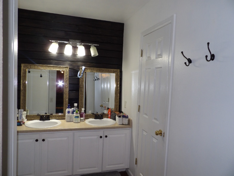 Building Photo - 7601 Barn Owl Dr