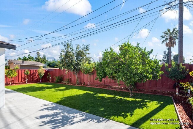 Building Photo - 4136 San Bernardino Way