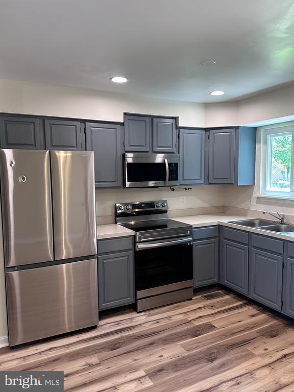 Building Photo - 45675 Schooner Ct