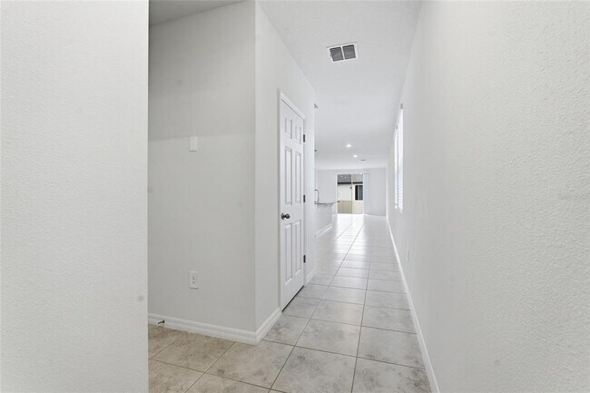 Building Photo - 3912 Giorgio Dr