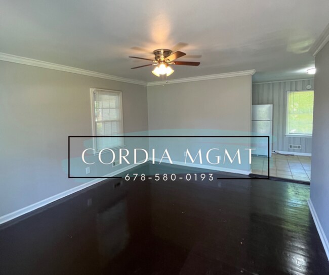 Beautiful Brick Home with Space! Mableto... 376 South Gordon Rd SW