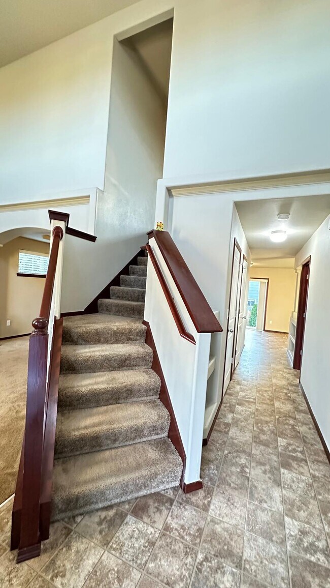 Building Photo - 28400 75th Dr NW