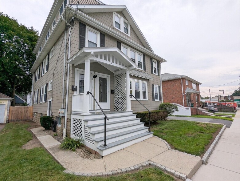Building Photo - 13 Kimball Rd