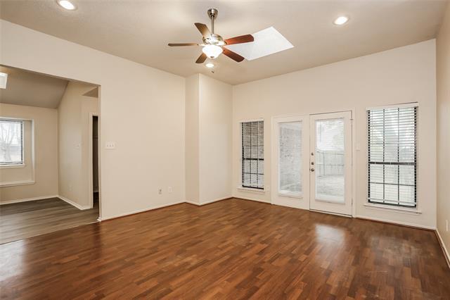 Building Photo - 440 Derby Ln