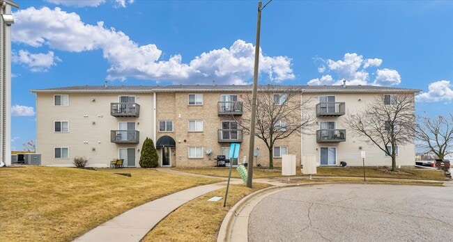 Interior Photo - Rainbow Circle Apartments