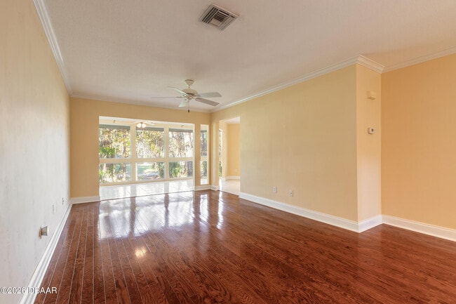 Building Photo - 24 Pinehurst Pl