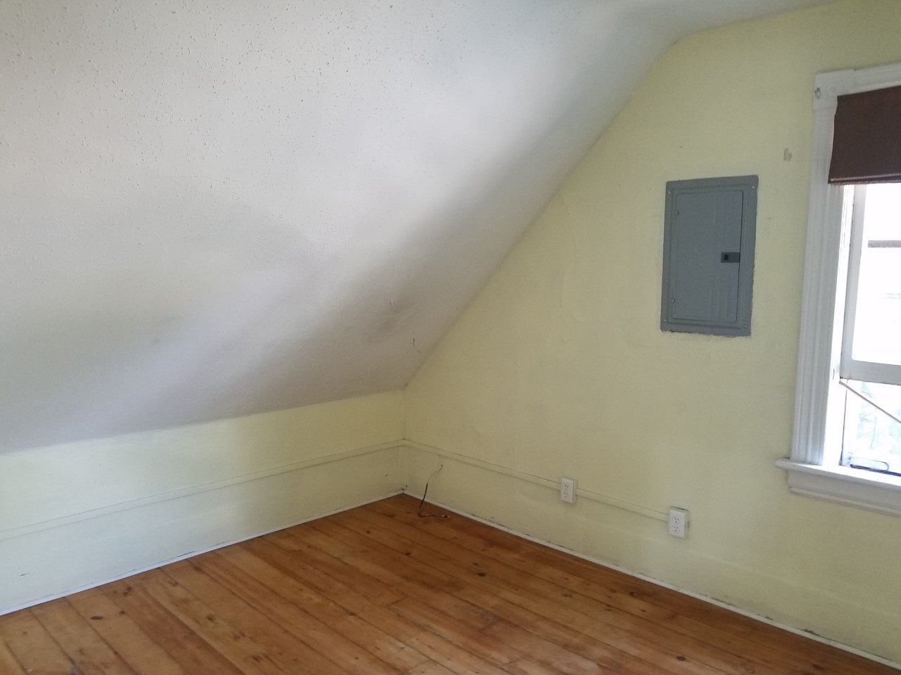 Building Photo - 161 Union Ave NE