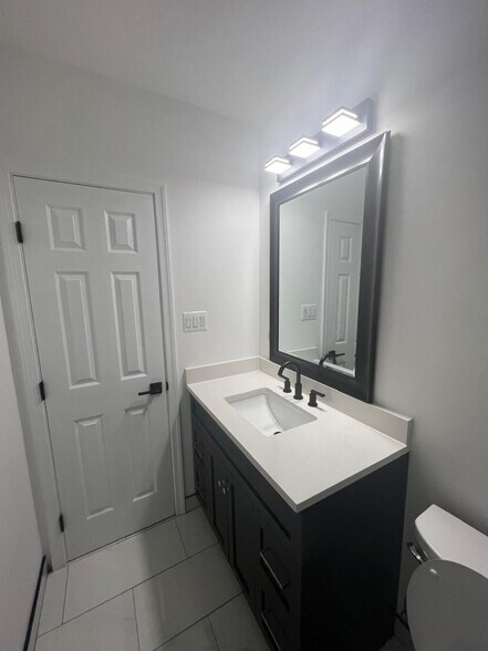 Building Photo - 6032 Clames Dr