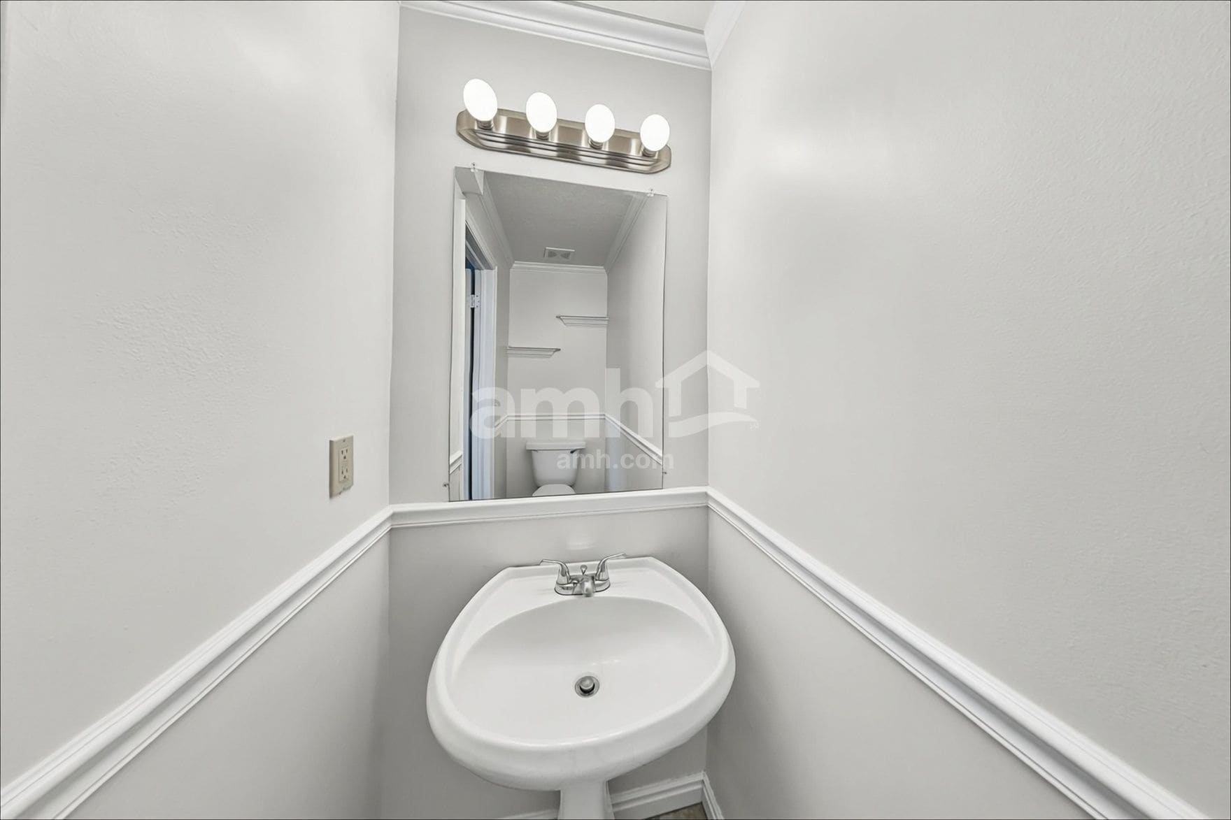Building Photo - 5544 Lopalena Cir