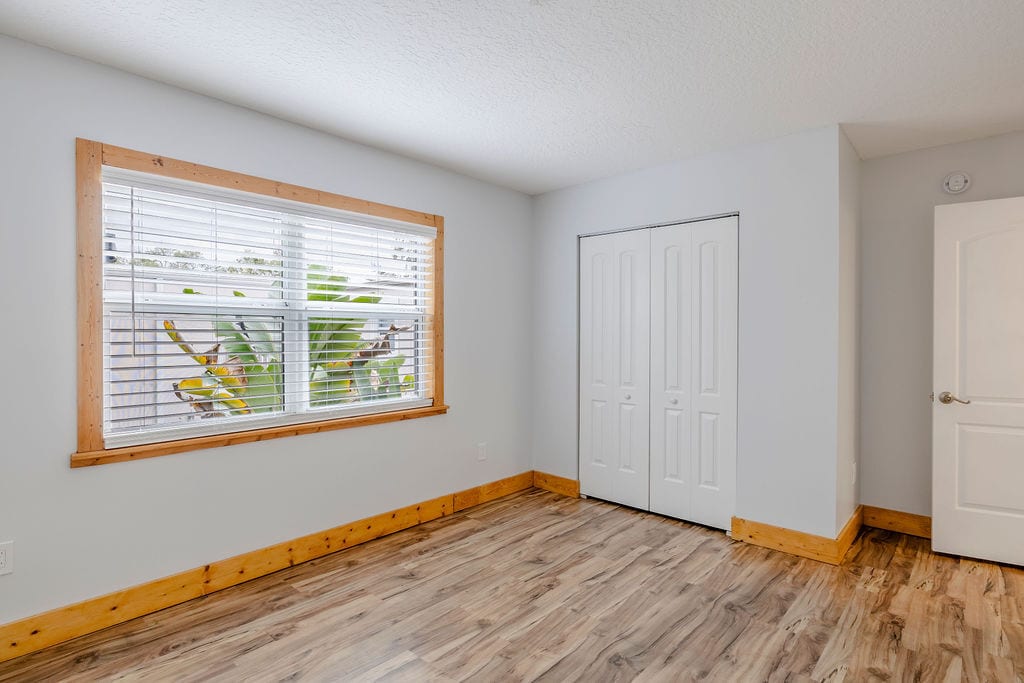 Building Photo - 715 20th St