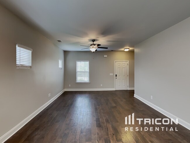 Building Photo - 172 Telavera Dr