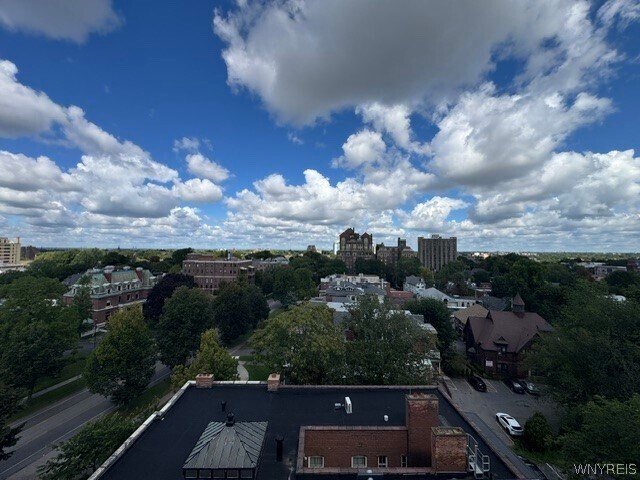 Building Photo - 849 Delaware Ave