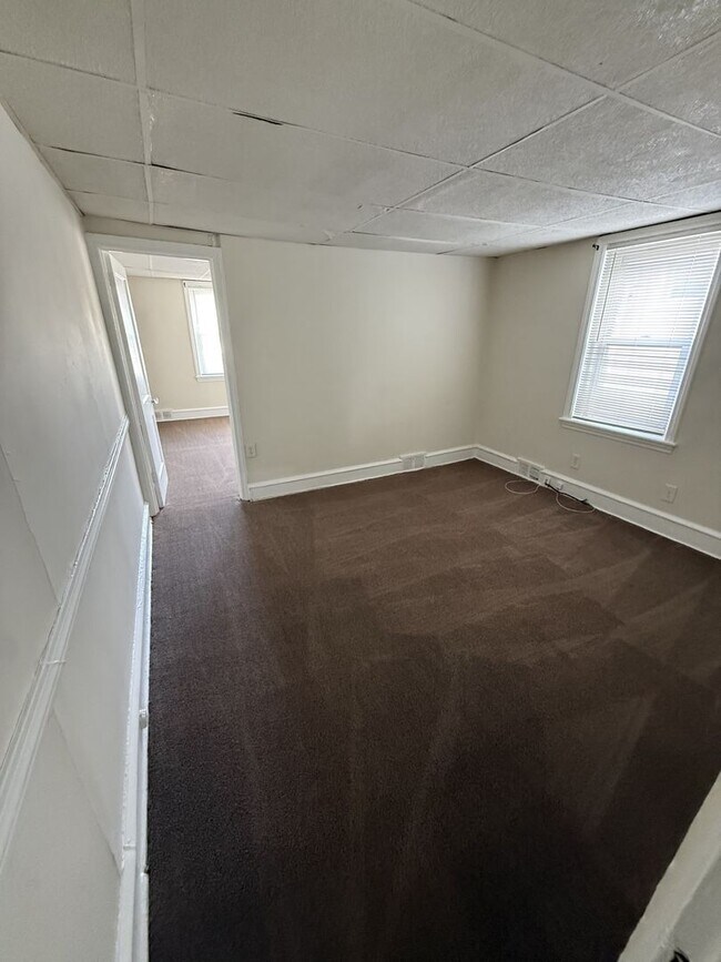 Building Photo - 110 Upland Terrace