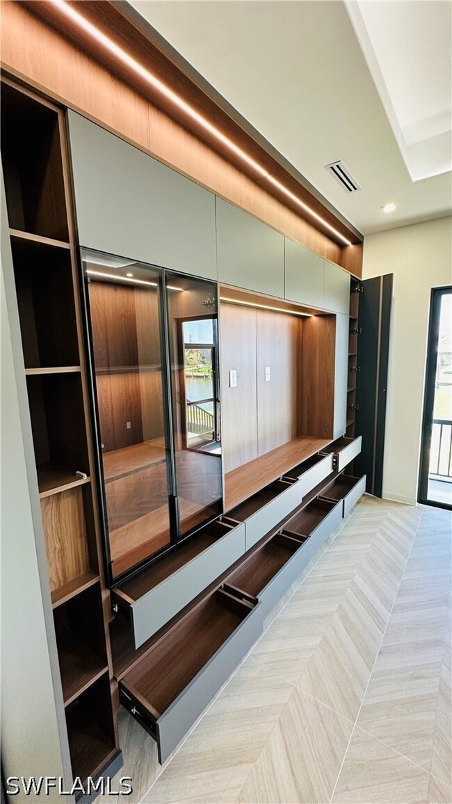 Building Photo - 15482 Viscount Cir