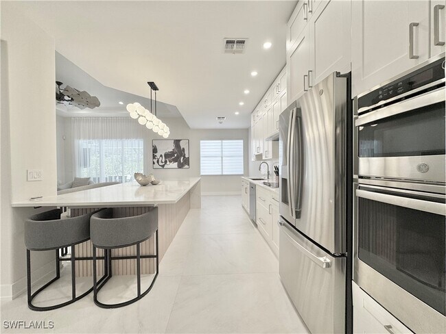Building Photo - 12667 Biscayne Ct