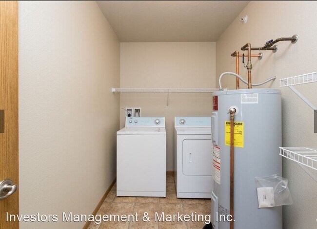 Building Photo - 2720 5th St NW