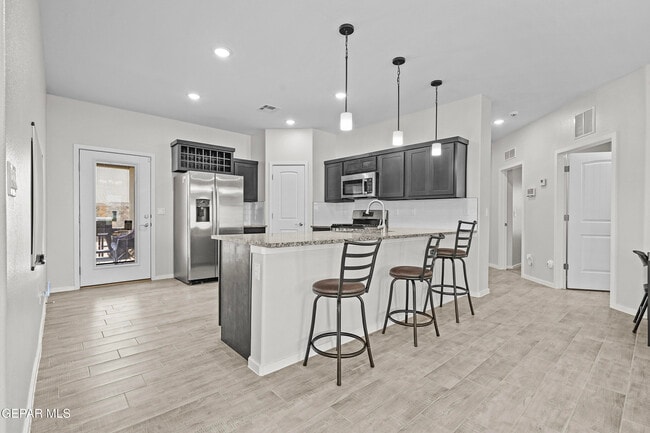 Building Photo - 7480 Rio Rimac Dr