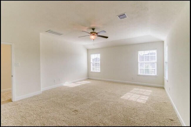 Building Photo - 16442 Williamstown Dr