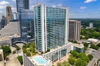 Building Photo - Gorgeous Two Bedroom Condo with Stunning Views of Buckhead!