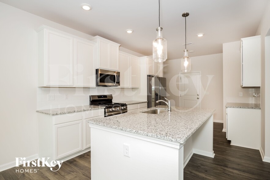 Building Photo - 17 Wild Lily Dr