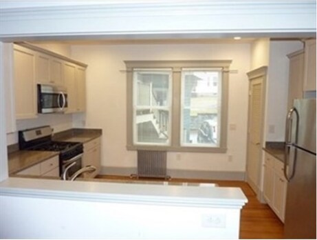 Building Photo - 47 Kilsyth Rd