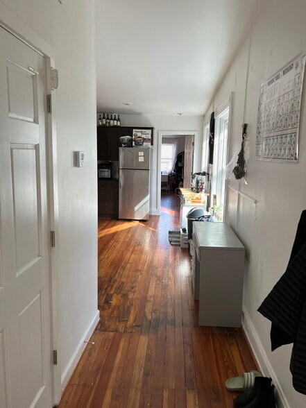 Building Photo - 433 Southview Ave