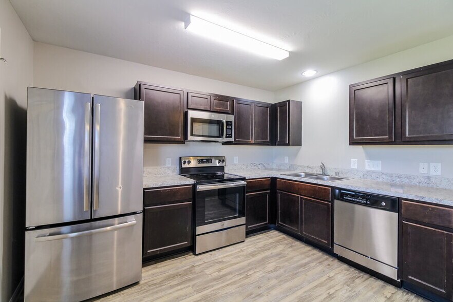 Building Photo - 21110 Sugar Orchard Ln