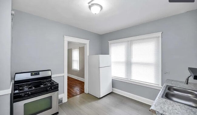 Building Photo - 1176 Norwood Rd